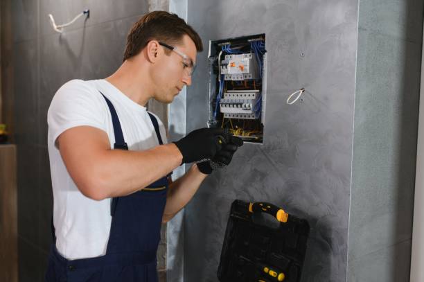 Best Affordable Emergency Electrician  in South Beach, FL