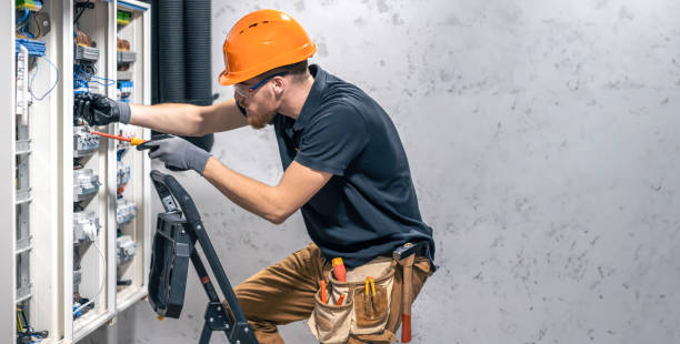 Best Commercial Electrician Services  in South Beach, FL